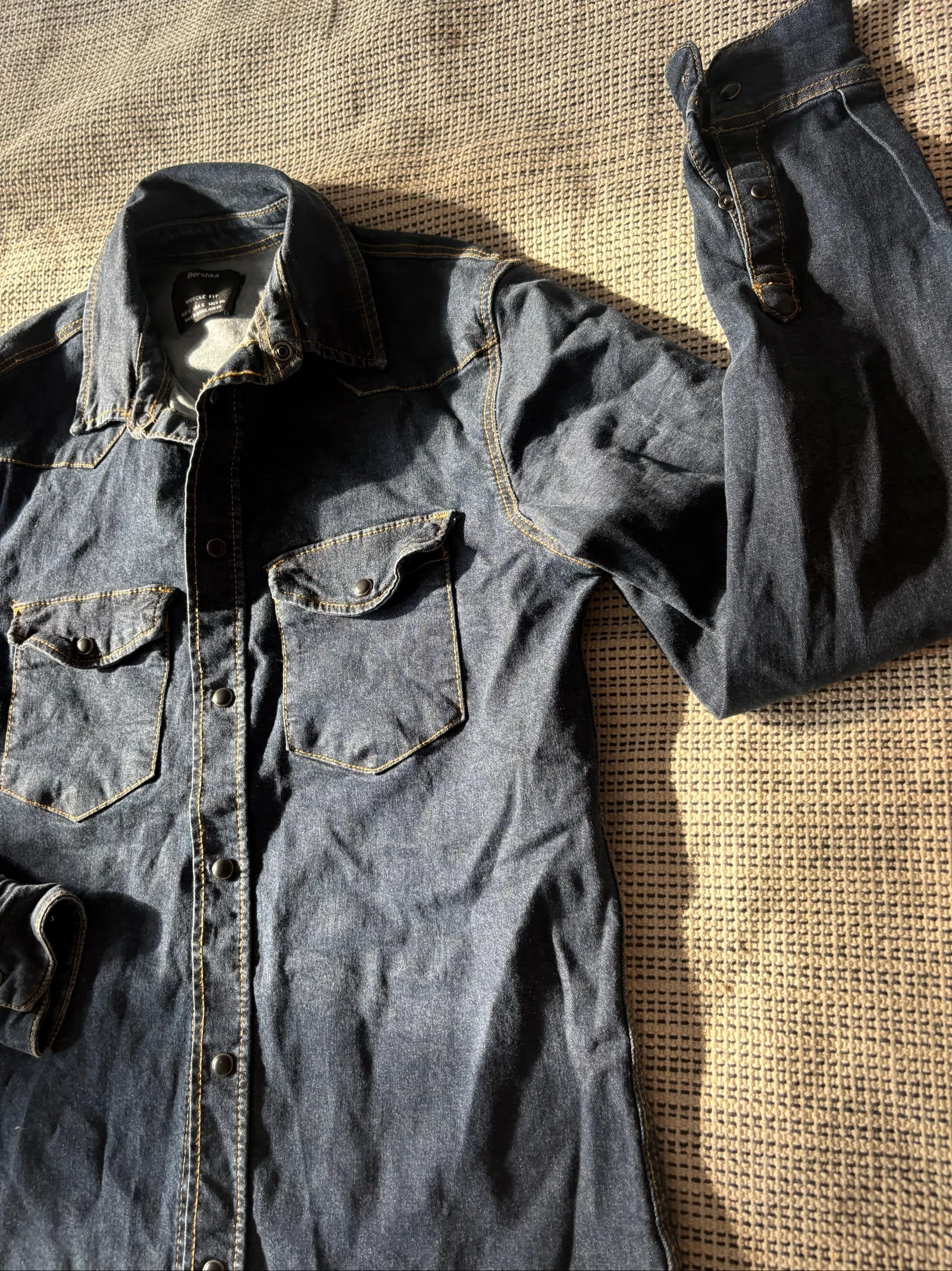 Bershka Muscle Fit S spijkerhemd denim shirt jeans – photo 2